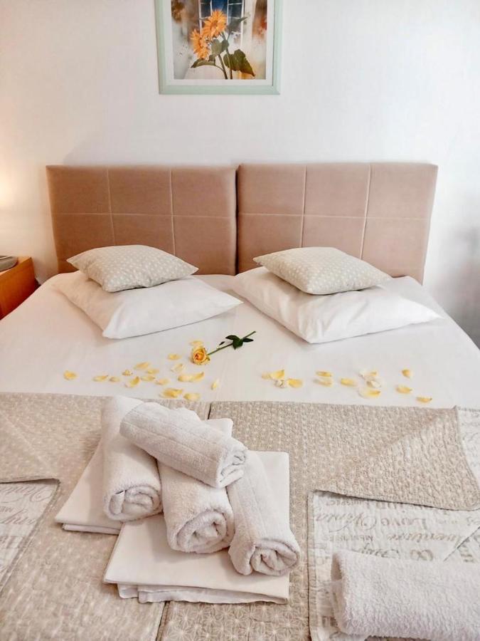 Appartamento Sea Heaven Rovigno Esterno foto